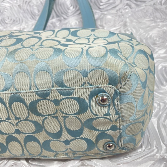 Coach F13742 Lt. Blue Soho Pleated Jacquard Tote, GUC - Picture 5 of 17